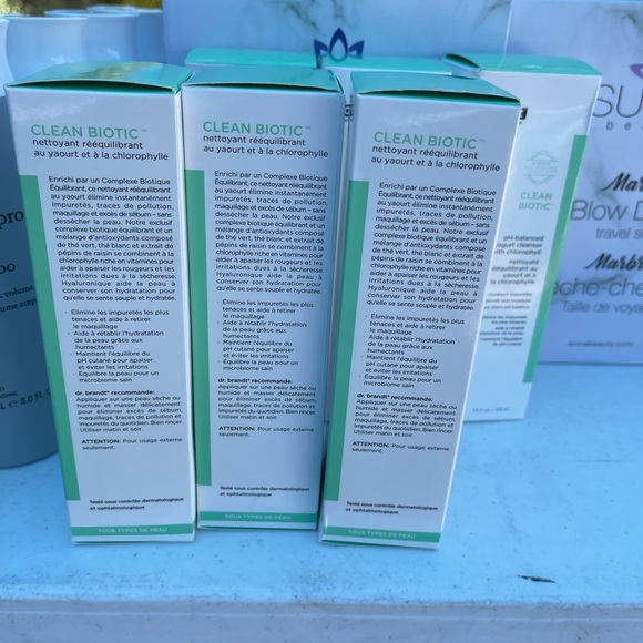 Dr. Brandt Clean Biotic - pH Balanced Yogurt Cleanser - Removes Dirt, Impurities - Picture 7 of 10